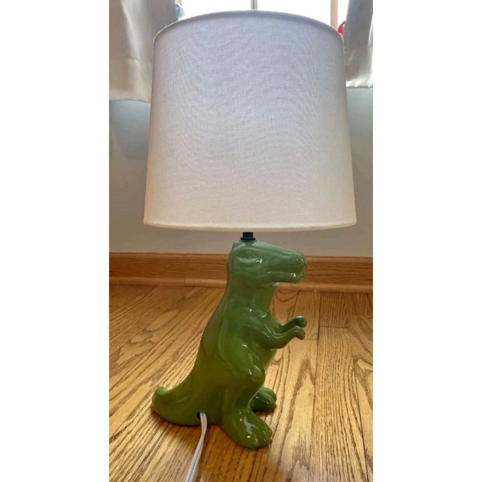 Веселый зеленый динозавр керамическая настольная лампа с белый барабан абажур для детской комнаты - Изображение 1 из 1