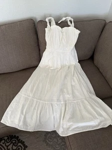 Vestido midi romántico con volantes Lulus talla S hecho con amor marfil con tirantes de algodón - Imagen 1 de 13