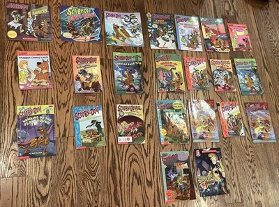 23 kids books bulk lot SCOOBY DOO leveled readers + chapter & picture books - Image 1 of 4