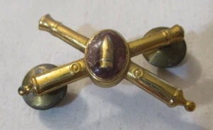 Segunda Guerra Mundial Ejército de los Estados Unidos Artillería Costera Cañones Cruzados Collar Insignia Embragues Phinney - Imagen 1 de 3
