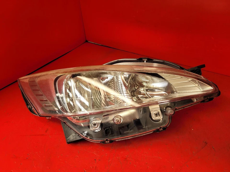 FARO OFFSIDE PEUGEOT 508 LADO CONDUCTOR 2012 Foto 1 de 4