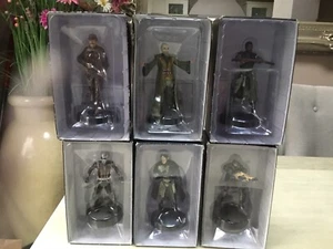CLASSIC MARVEL FIGURES - Picture 1 of 6
