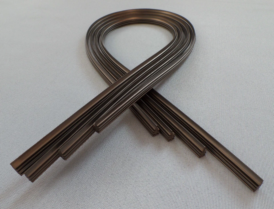 4 Wischergummis Universal Ersatz Gummi für Scheibenwischer BOSCH AeroTwin Flach Foto 1 de 4