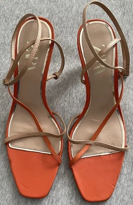 Sandalia Zara Mujer Talla 10 EU 41 Naranja Tacón Geométrico Punta Abierta Tirantes Foto 1 de 4