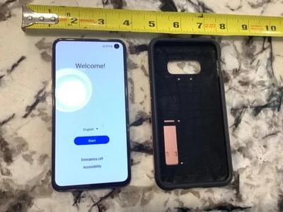 Samsung Galaxy S10e 128 Fully Unlocked  Used Excellent Clean cell phone smart - Image 1 of 4