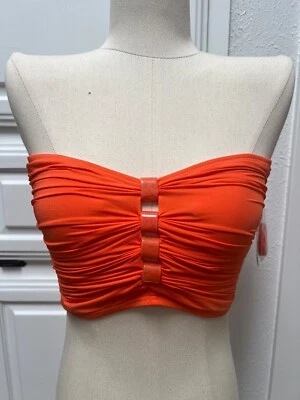 Top de natación bikini bandeau acanalado Carmen Marc Valvo SUN CORAL, EE. UU. X-pequeño precio de venta sugerido por el fabricante 110 USD Foto 1 de 4