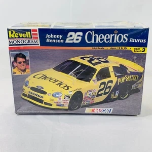 Kit Coche Modelo Revell Johnny Benson 26 Cheerios Taurus - Nivel de Habilidad 3 - 1:24 NUEVO - Imagen 1 de 5