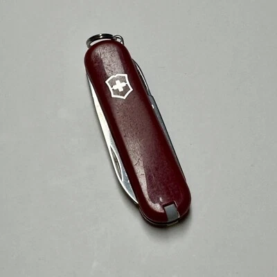 Swiss Army Knife Victorinox 58mm Classic SD Pocket Knife Red FREE SHIPPING - Image 1 of 4