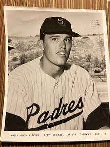 Wally Wolf 1964 San Diego Padres 8X10 Team Issued Photo - Picture 1 of 1