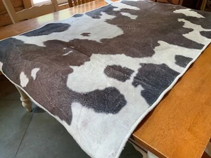 Alfombra resistente 3 X 5 marrón y negro imitación cuero de vaca (solo alfombra) - Imagen 1 de 3