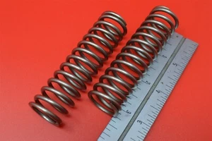 FM-100 FLYING MERKEL VALVE SPRINGS 1910 + - Picture 1 of 3