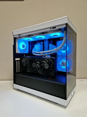 PC Gaming | Ryzen 7 7800X3D | RX 7900 XTX 24GB VRAM | 2TB SSD | 32GB DDR5-6400 - Immagine 1 di 4