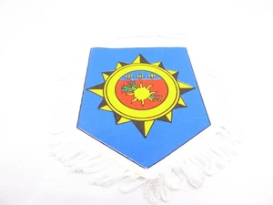 FANION / PENNANT - TOURISME DOM TOM  BLASON - 9 CM X 11 Cm - GUADELOUPE - 971 - Picture 1 of 4