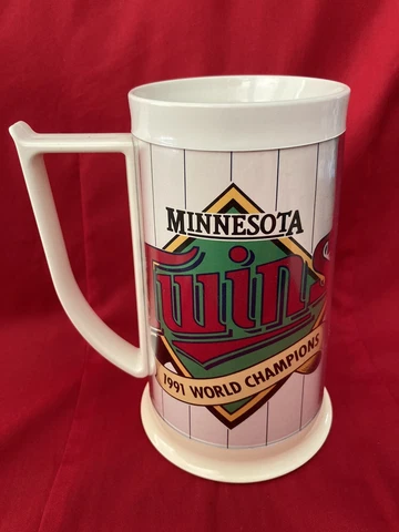 Minnesota Twins 1991 Plastic Insulated World Series Championship Mug Cover