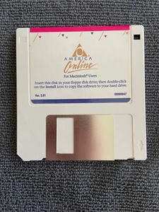 1993 America Online for Macintosh Users • AOL • 3.5” Floppy Disk • Ver. 2.01 - Picture 1 of 2