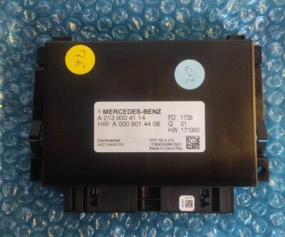 Mercedes-Benz Control Unit A2139004114 - Image 1 of 3