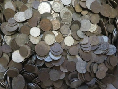 vintage Soviet ERA set of coins of the USSR 400 pcs denomination 1-20 kopecks - Image 1 of 2