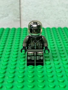 LEGO Classic Space Insectoids Droid Gigabot Alien Minifigure Vintage - Picture 1 of 1