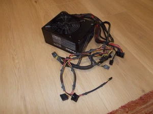 ANTEC Earthwatts 750w Semi-Modular ATX Power Supply EA-750 - Picture 1 of 4