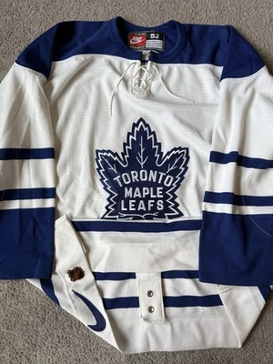 Nike Authentic Toronto Maple Leafs NHL Jersey White Alternate 52 Blank - Image 1 of 2