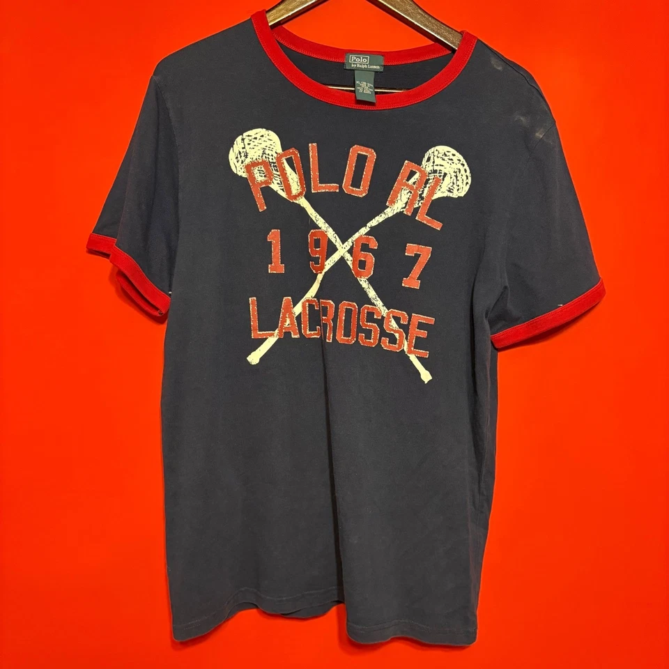 Camiseta Polo Ralph Lauren Lacrosse 1967 Gráfica Borde Rojo Azul XL (18-20) Niños Foto 1 de 4