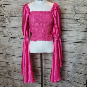Live 4 Truth pink crop top bell sleeves Size Medium NWOT - Picture 1 of 7