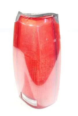 Левый задний фонарь от оригинального производителя 1992 93 94 95 96 97 98 1999 Chevrolet Suburban 1500 - Изображение 1 из 4