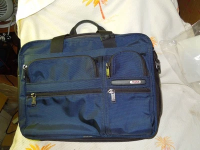 Tumi Expandable Organizer Laptop Brief bag w/laptop sleeve - MSRP $575 PRISTINE - Image 1 of 4