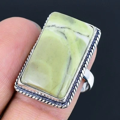 Anillo suizo enchapado en plata 925 de ópalo verde hecho a mano de EE. UU. talla 8 Foto 1 de 3