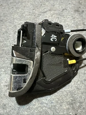 OEM Right Rear Door Lock Latch Actuator FOR 2015 2016 2017 Toyota Camry A084219 - Image 1 of 4