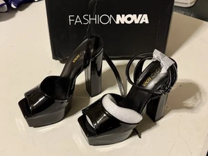 Fashion Nova neue Plateauschuhe mit Absatz Größe 6 Catalina Plateau schwarz 6 Zoll - Bild 1 von 10