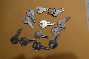 Excelsior Trunk Suitcase Vintage Numbered Keys See Listings for current keys B - Picture 1 of 12