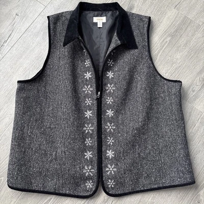 Talbots Womens wool blend vest size 2X Dark Gray with embroidered snowflakes - Image 1 of 4