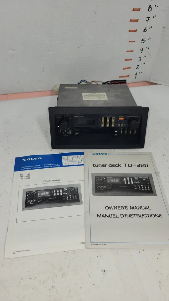 VOLVO 740 760 940 RADIO STEREO CASSETTE PLAYER AM FM RECEIVER 51299233C TD-3141 - Image 1 of 4