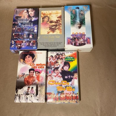 Vietnamese VHS Tape Lot Thúy Nga Variety Show Vtg Apple Chinh Lay Chong Be Be - Imagen 1 de 4
