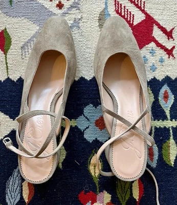 GUC J. Crew Millie Ankle Strap Block Heels In Beige Tan Suede 9.5 Gold Buckle - Image 1 of 4