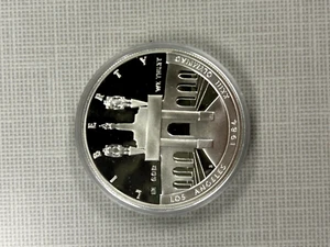 1984 - LOS ANGELES XXIII OLYMPIAD MEMORIES LIBERTY SILVER DOLLAR  - Picture 1 of 2