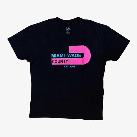 LYFE Miami Wade County Vice City Logo Dwyane Wade T-Shirt L Miami Heat HOF NBA Cover
