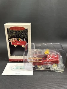 1995 Hallmark Andenken Weihnachtsschmuck Murray Feuerwehrauto Kinderauto #2 MIB - Bild 1 von 5