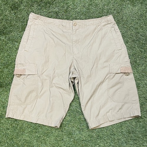 Pantaloncini Nike grandi cargo escursionismo trail outdoor abbigliamento attivo atletico corti