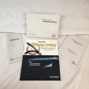 2013 Hyundai Veloster Owner's Manual + Other Documentation  - Bild 1 von 7