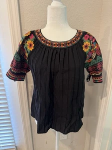 Top plisado manga abullonada bordado X pequeño THML para mujer XS Anthropologie - Imagen 1 de 5