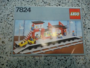 Lego Railway Station Train Set 7824 - Instruction Manual Booklet ONLY - Picture 1 of 5