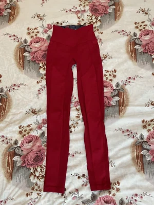 Lululemon Womens Leggingins with Mobile Pockets US 2 UK 6 Crimson Red Gym Fitnes - Image 1 of 4
