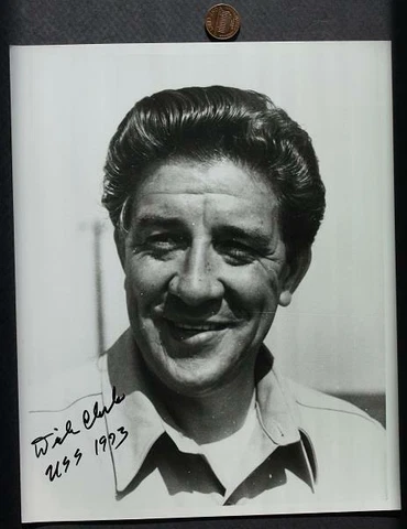 1973-9 Iowa Senator Dick Clark signed autographed VINTAGE 1973 8x10 glossy photo Cover