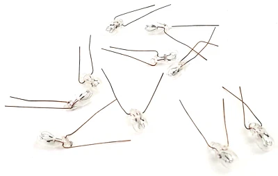 Lot of 10 Sylvania 1764 Miniature Lamps 28 Volt .06A Wire Leads - Image 1 of 4