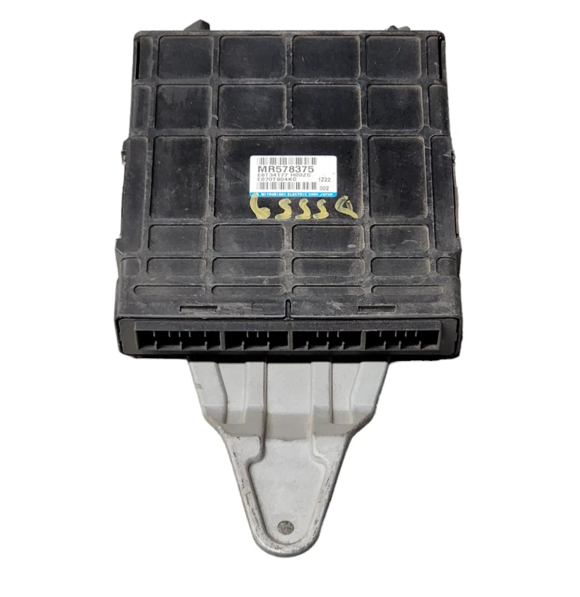 Módulo de control del motor Mitsubishi Galant 2001-2002 ECM # MR578375 USADO OEM Foto 1 de 4