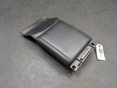 Bandeja de almacenamiento reposabrazos central asiento trasero Lincoln Continental 2018-2020 Foto 1 de 4