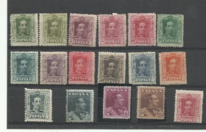 ESPAÑA.SELLOS ALFONSO XIII DE 1922-1930.TIPO VAQUER. - Imagen 1 de 2