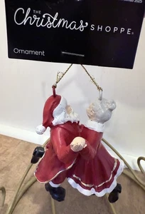 SANTA & MRS CLAUS DANCING ORNAMENT CHRISTMAS 2025 - Picture 1 of 3